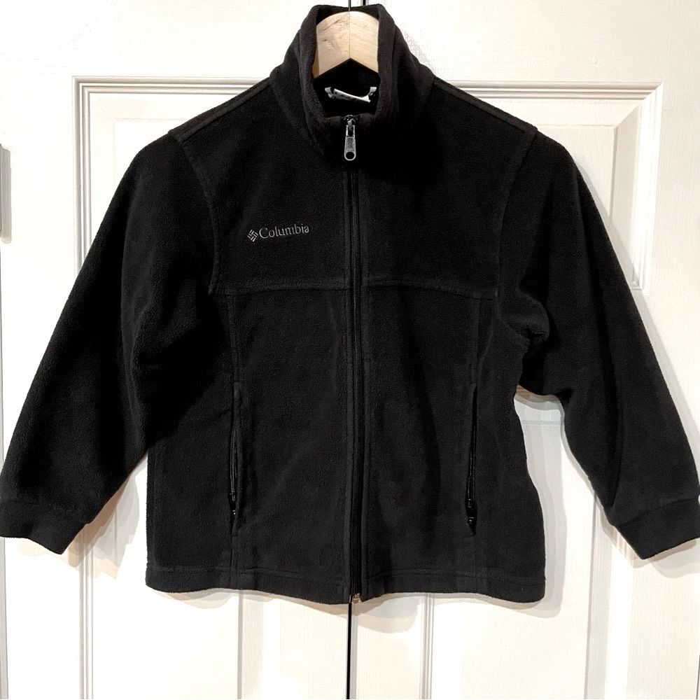Columbia Boy’s Black Fleece Jacket Adjustable Waist Snaps Youth Size 8 Zipper